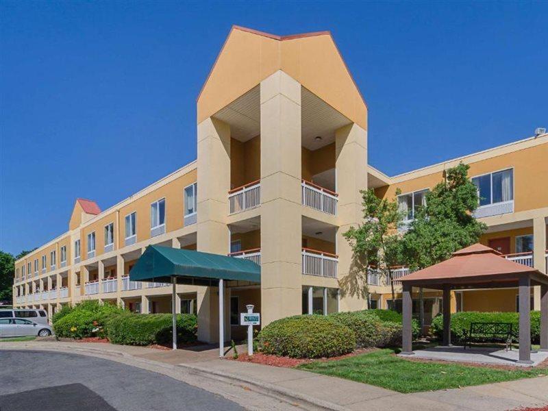 Surestay Plus Hotel By Best Western Durham Medical Center Esterno foto