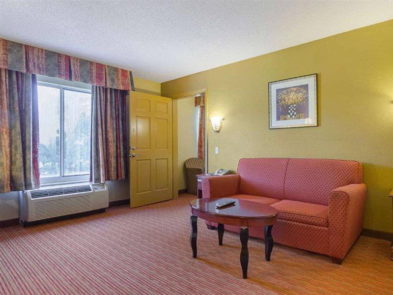 Surestay Plus Hotel By Best Western Durham Medical Center Esterno foto
