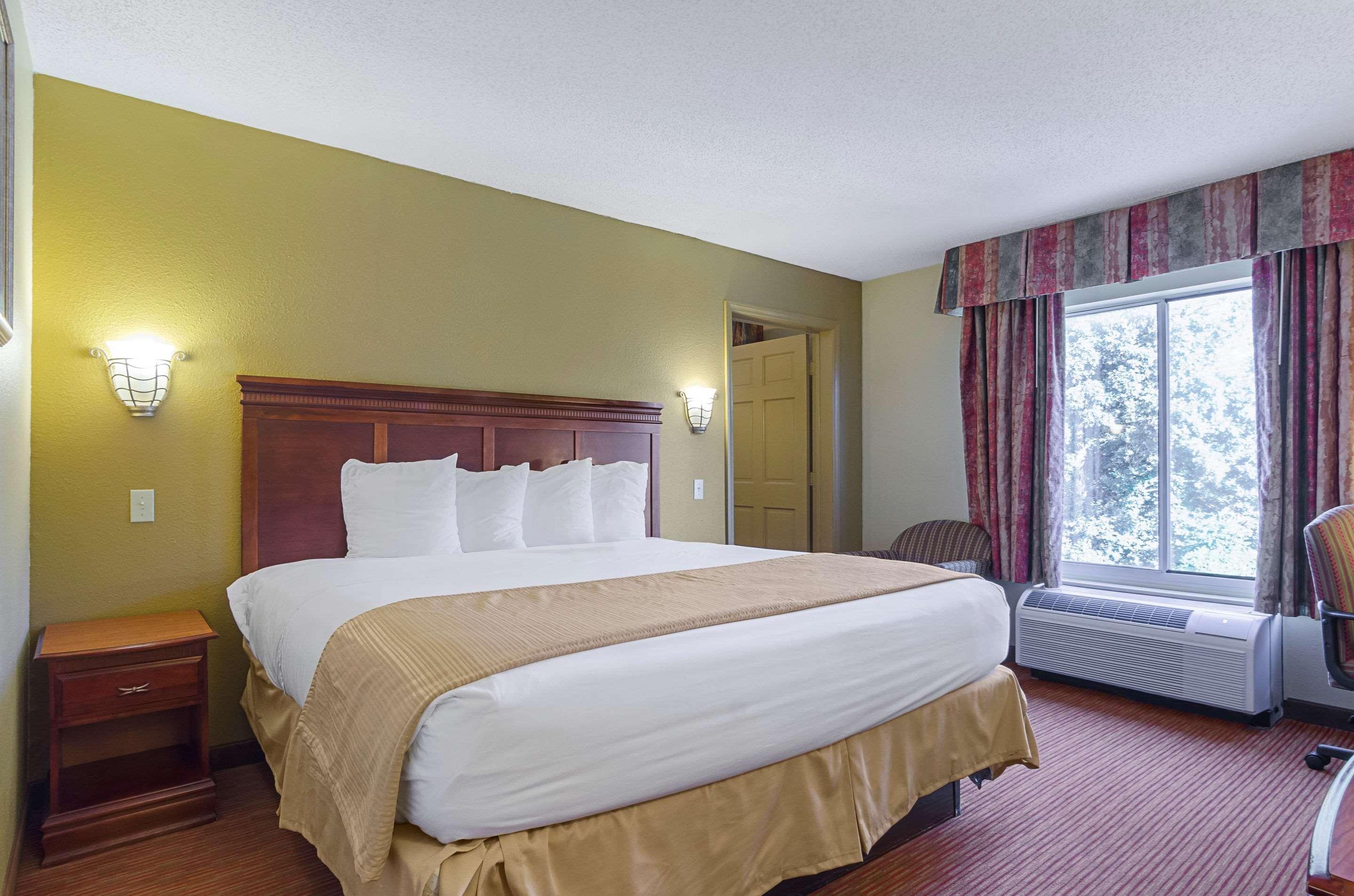 Surestay Plus Hotel By Best Western Durham Medical Center Esterno foto