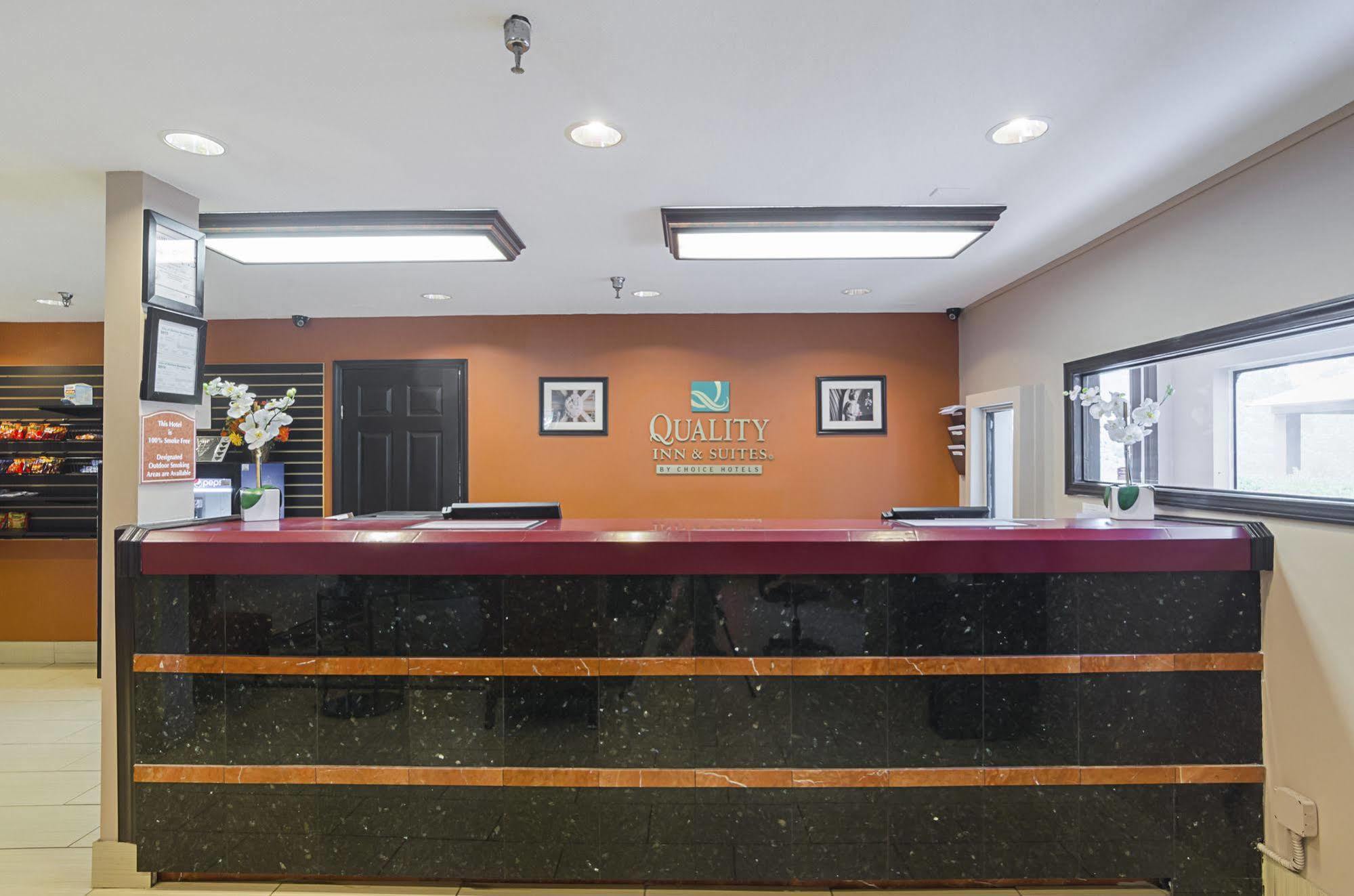Surestay Plus Hotel By Best Western Durham Medical Center Esterno foto
